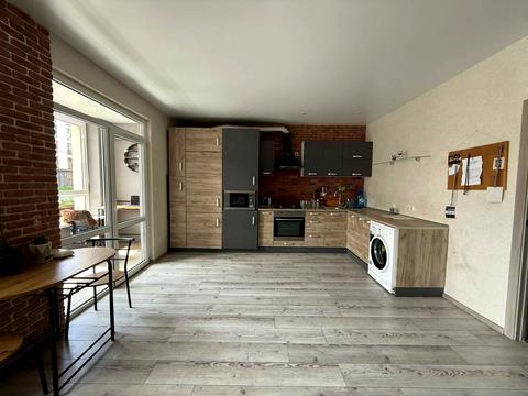 квартира по адресу Героїв Крут ул., 4