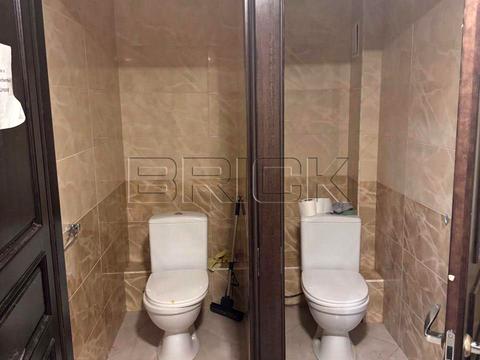 комерційна за адресою Софіївська вул., 16