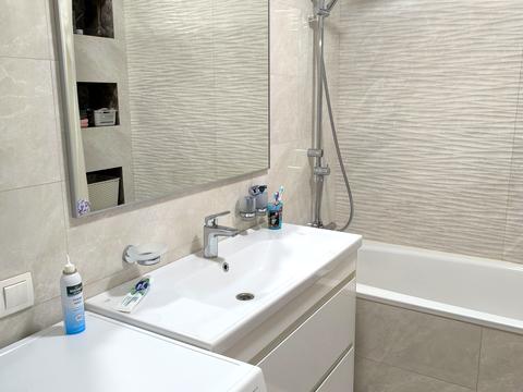 квартира за адресою Рея Бредбері вул., 2