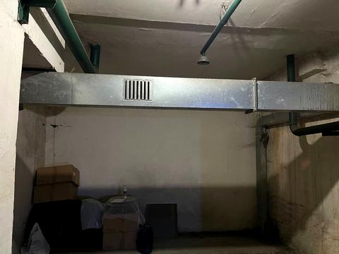 паркомісце за адресою Васильківська вул., 18