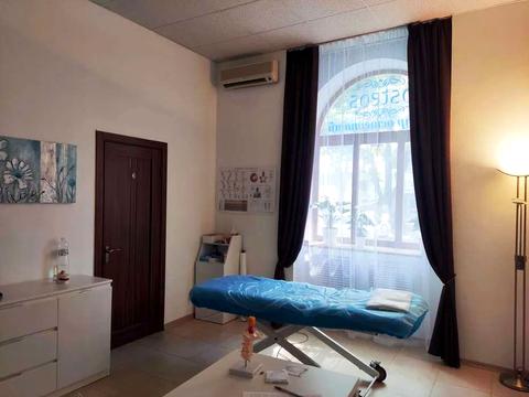 комерційна за адресою Мала Шияновська вул. (Немировича-Данченка), 14/13