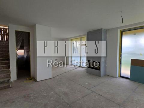 будинок за адресою Анни Ярославни вул.