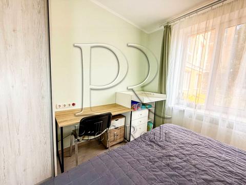 квартира за адресою Печерська вул., 24