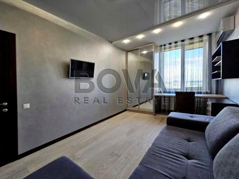 квартира за адресою Драгоманова вул., 40-Ж