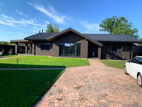 дом по адресу Київська ул.