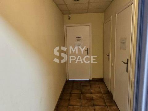 коммерческая по адресу Евгения Коновальца ул. (Щорса), 31