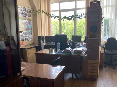 комерційна за адресою Науки просп. (Леніна), 40