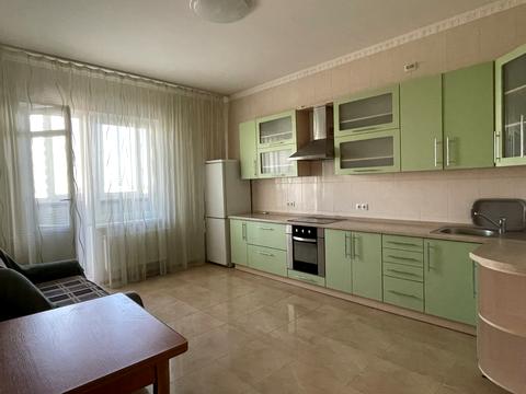 квартира за адресою Миколи Лаврухіна вул., 12