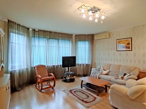 квартира по адресу Деревлянская ул. (Якира), 8