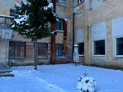 комерційна за адресою Волочиськ, Фридрихівська, 12