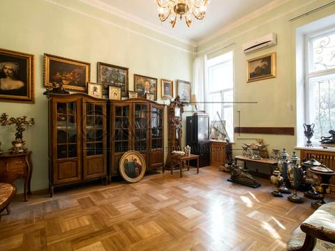 комерційна за адресою Ольгинська вул., 2/1