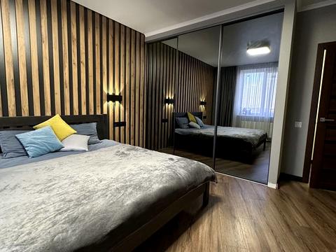 квартира за адресою Героїв Небесної Сотні просп., 16/2