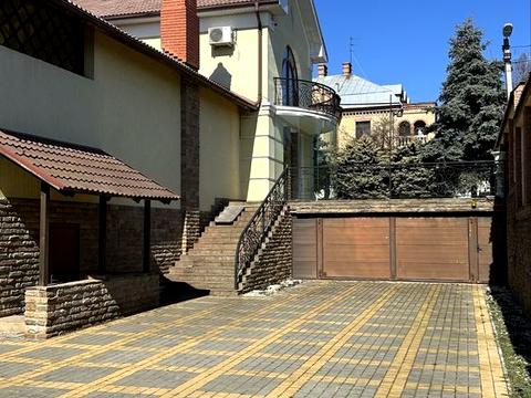 будинок за адресою Ясногорская