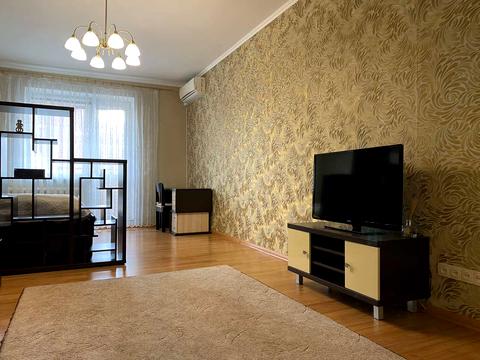 квартира за адресою Срібнокільська вул., 12