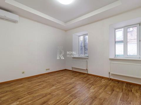 комерційна за адресою Володимира Самійленка вул. (Холмогорська), 17