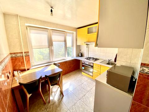 квартира по адресу Леся Курбаса просп., 9