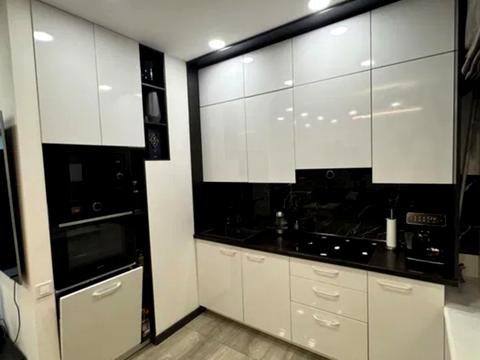 квартира за адресою Каманіна, 16а/2