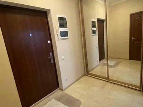 квартира за адресою Райдужний масив вул., 10б, 10в