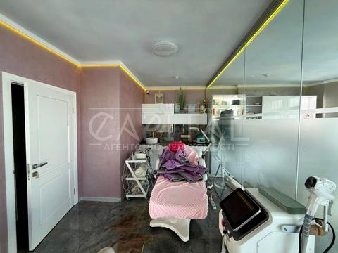 комерційна за адресою Соборності просп. (Возз'єднання), 30