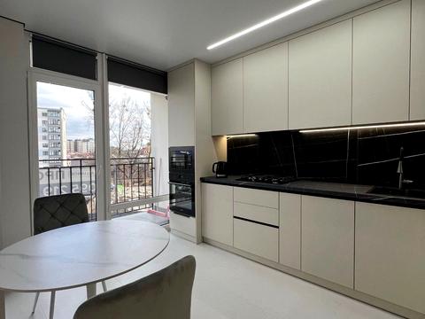 квартира за адресою Юліана Пелеша вул., 3
