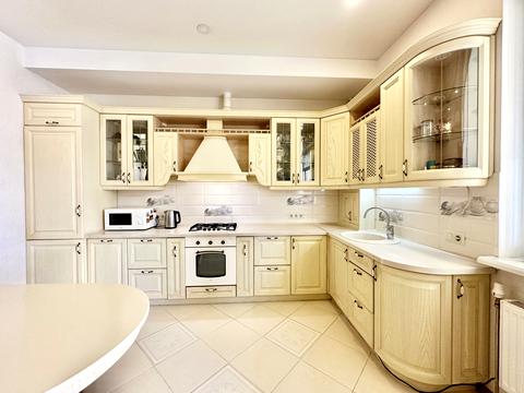 квартира по адресу Дніпровські пороги, 15а