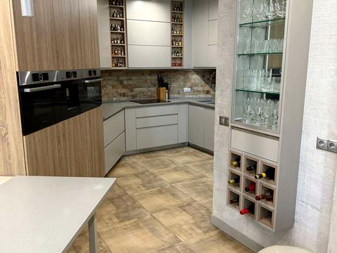 квартира за адресою Василя Тютюнника вул. (Анрі Барбюса), 53