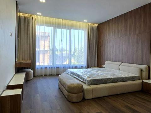 будинок за адресою Спортивна вул.