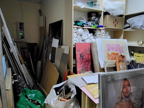 комерційна за адресою Пирогова вул., 2