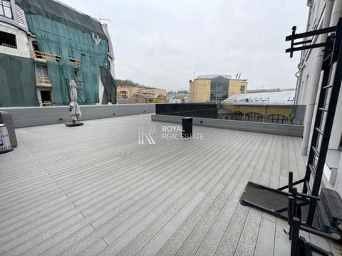 комерційна за адресою Контрактова пл., 9