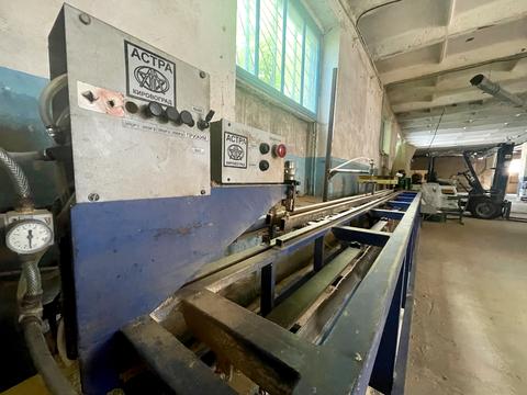 комерційна за адресою смт. Вороновиця, Козацький Шлях вул., 26