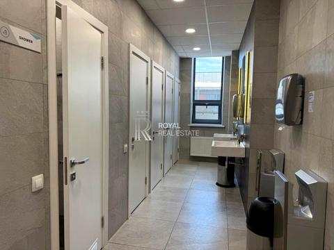 комерційна за адресою Сім'ї Прахових вул. (Гайдара), 54