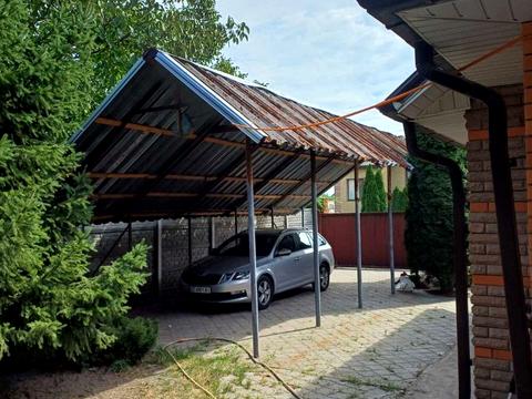будинок за адресою провулок  рожевий