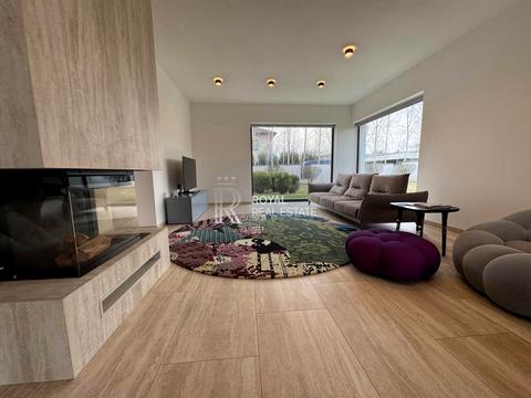 будинок за адресою приватна, 1