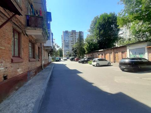 квартира за адресою Кам'янецька вул., 56