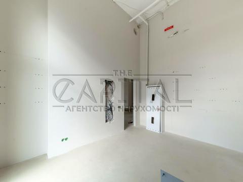 комерційна за адресою Бульварно-Кудрявська вул. (Воровського), 17