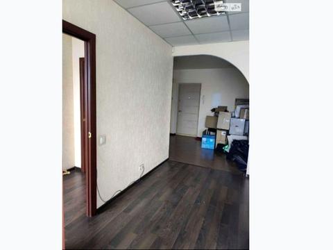 комерційна за адресою Ованеса Туманяна вул., 3