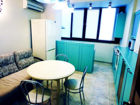 квартира за адресою Таїрова вул., 6