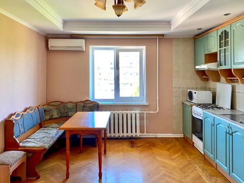 квартира за адресою Йорданська вул. (Лайоша Гавро), 18