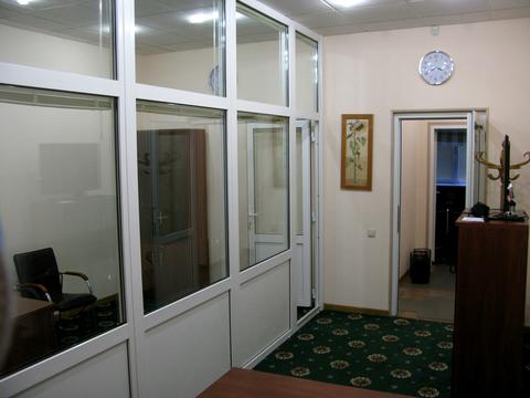 комерційна за адресою Інститутська вул., 19-А