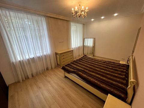 квартира за адресою Білицька вул., 108