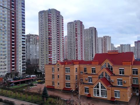 квартира за адресою Петра Григоренка просп., 18-А