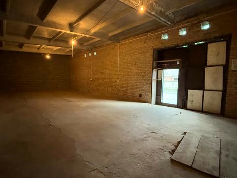 комерційна за адресою Привокзальна вул., 11