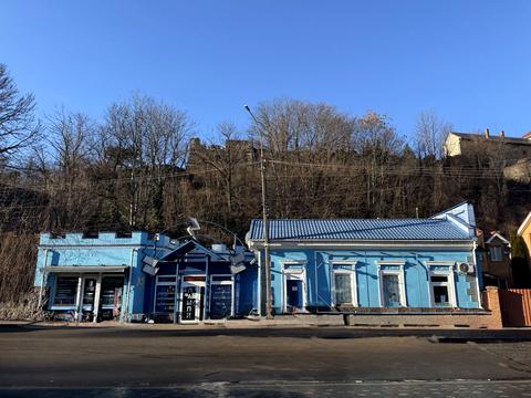комерційна за адресою Підградська вул., 38