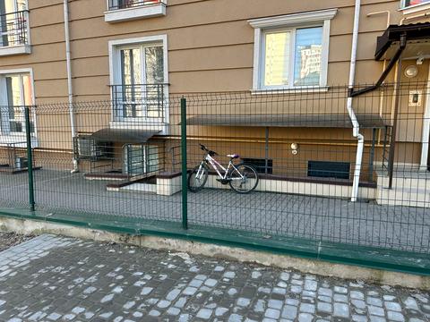комерційна за адресою На Нивах вул., 13