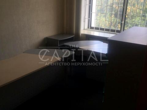 комерційна за адресою Лук'янівська вул., 1
