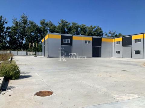 комерційна за адресою Кленова, 1