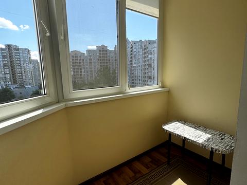 квартира за адресою Анни Ахматової вул., 31