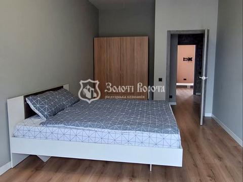 дом по адресу с. Софиевская борщаговка, Радужная ул., 9