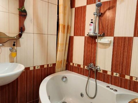 квартира за адресою Академіка Глушкова просп., 24