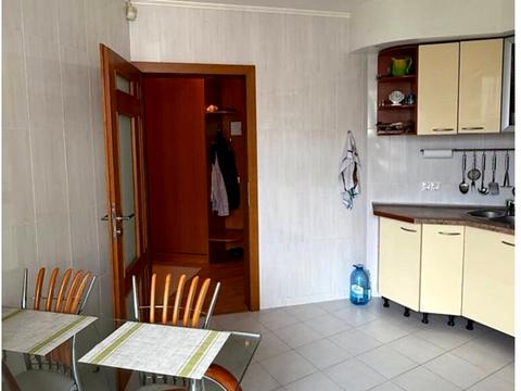 квартира за адресою Наукова вул., 49